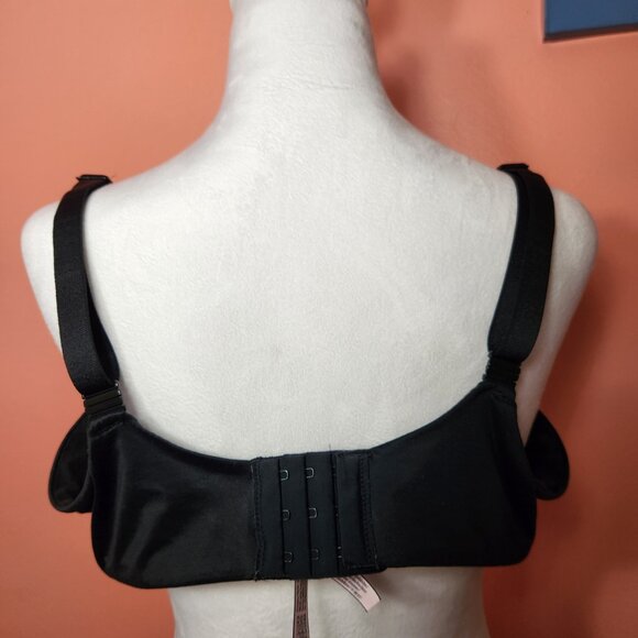 Body By Victoria Secret Bra Plus - 44D - Picture 5 of 9